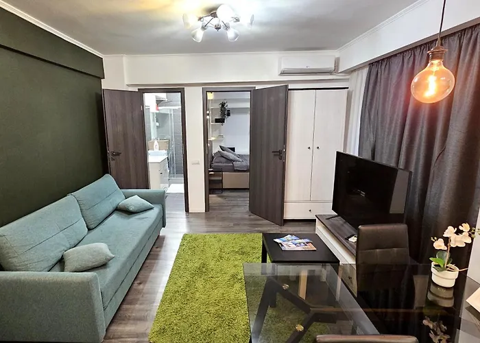 Like Victoriei * بوخارست